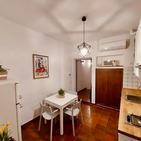 The Botanist Apartamento *